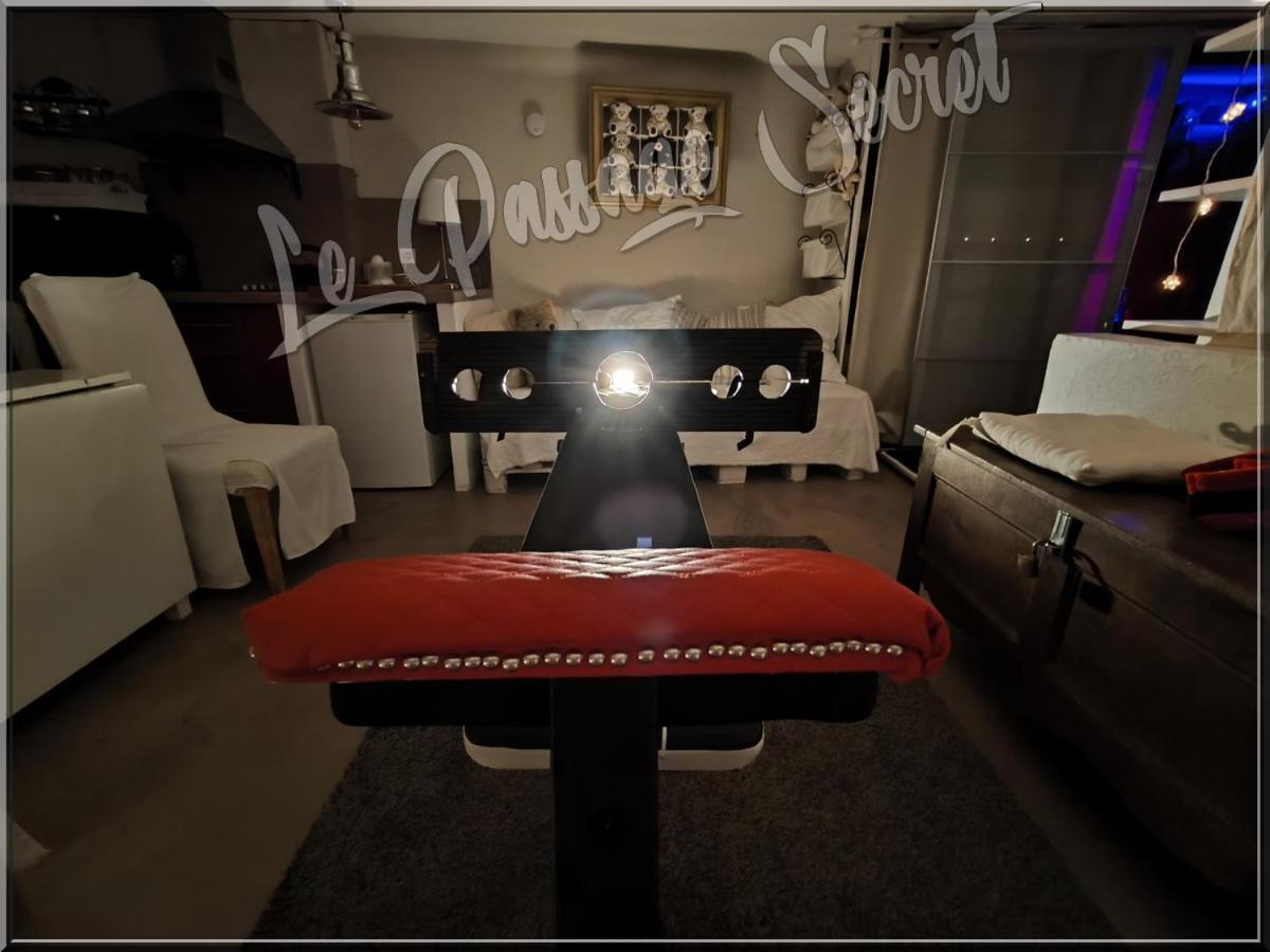 Love-Room Discret 40 M2 Bormes Les Mimosas Village Avec Terrasse Exteriör bild
