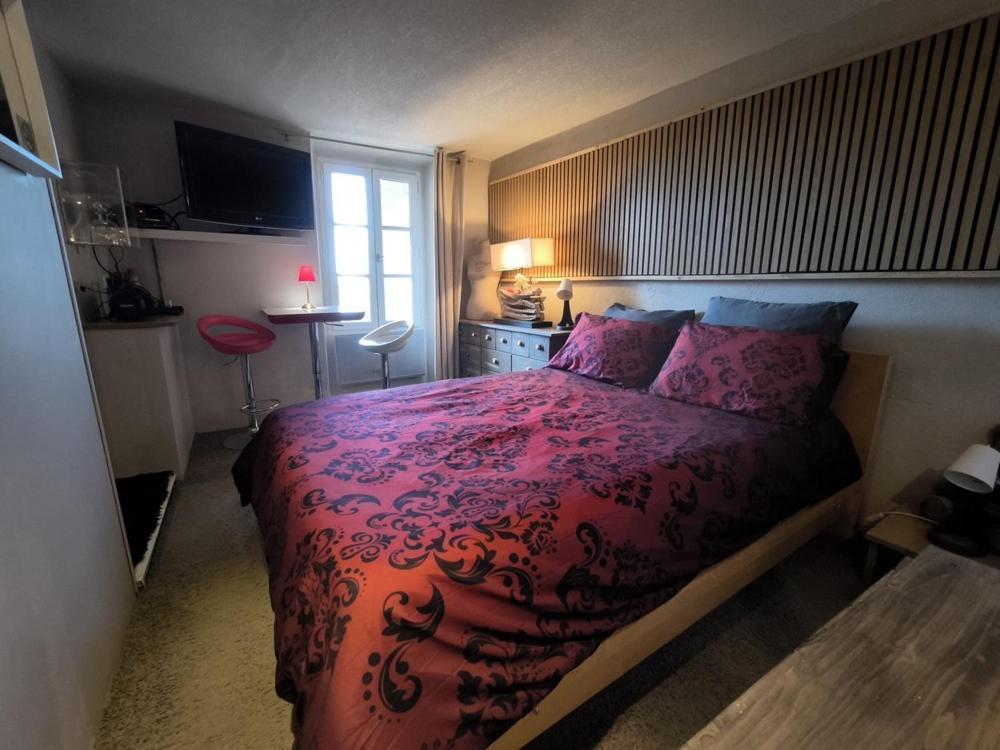 Love-Room Discret 40 M2 Bormes Les Mimosas Village Avec Terrasse Exteriör bild