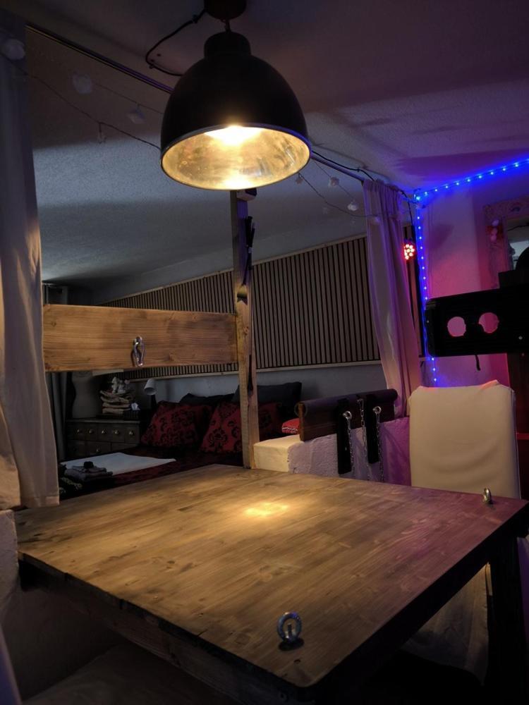 Love-Room Discret 40 M2 Bormes Les Mimosas Village Avec Terrasse Exteriör bild